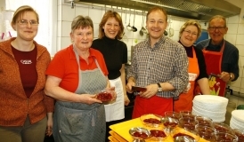 von links Carmen Haberland, Claudia Weber, Regina Brütsch, Hans-Peter Storz, Susanne Sargk und Dietmar Johann